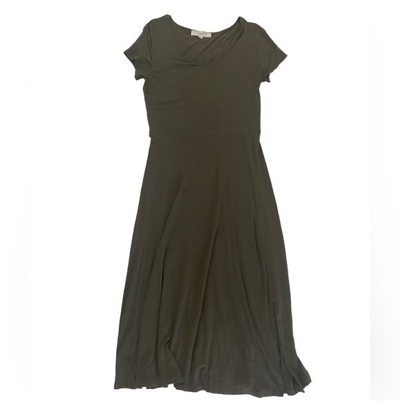 LOFT Dresses & Skirts - LOFT Green Maxi Dress